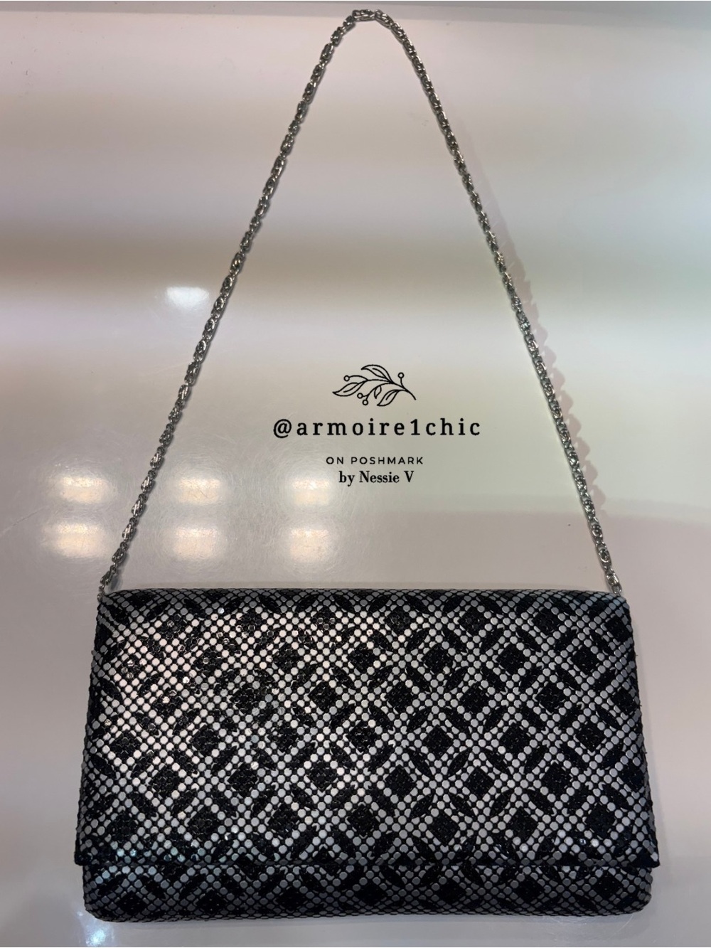 JESSICA McCLINTOCK | Vintage Y2K Black & Silver Metal Crossbody Clutch Purse